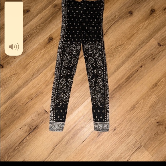 American Eagle ahh-mazingley Soft Heavy leggings size Small - Picture 4 of 5